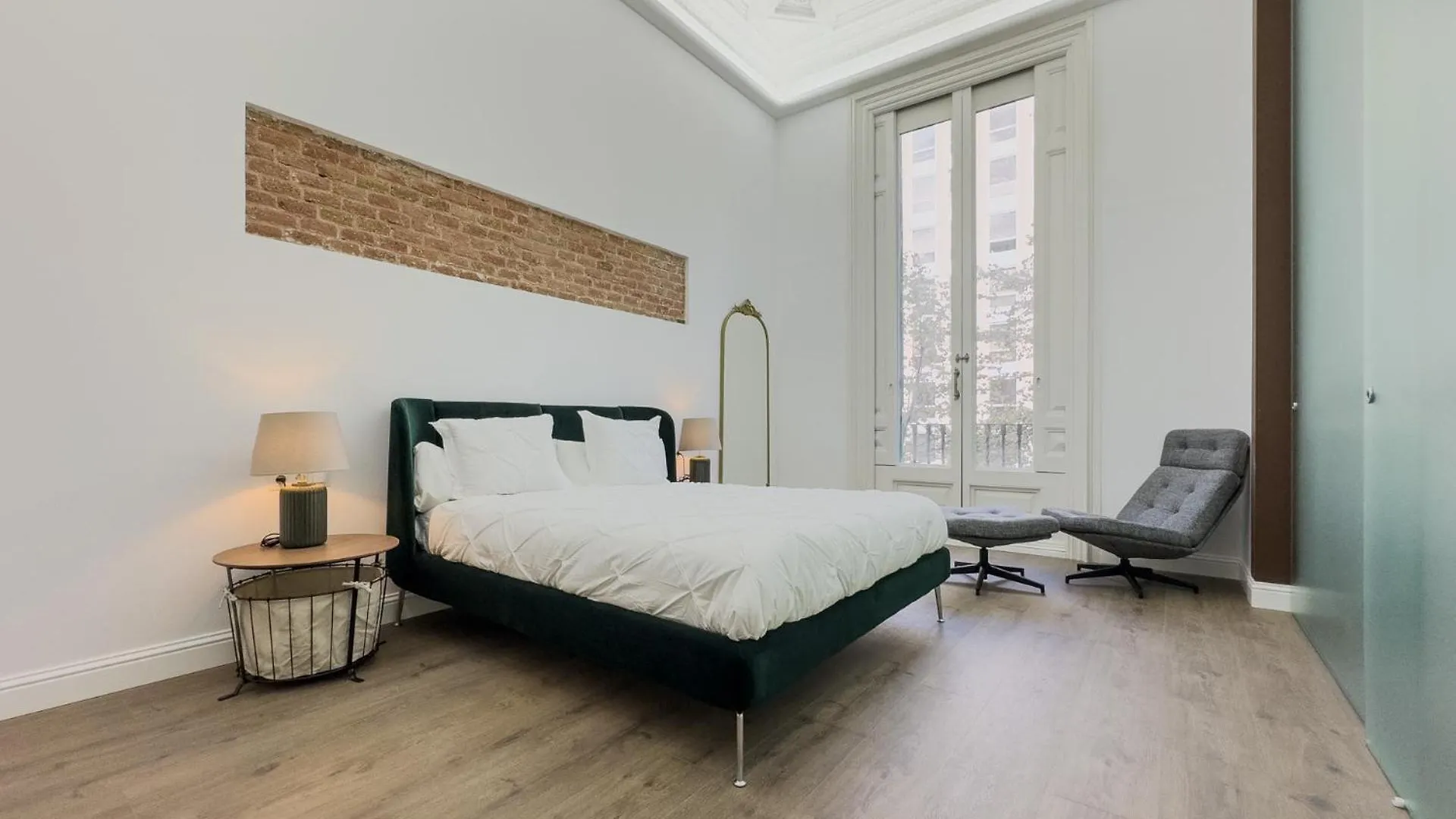 Apartment Precioso Apartamento En Rambla Cataluna 35 Barcelona