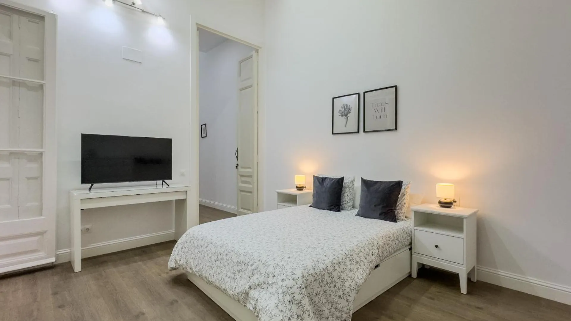 Apartment Precioso Apartamento En Rambla Cataluna 35 Barcelona Spain