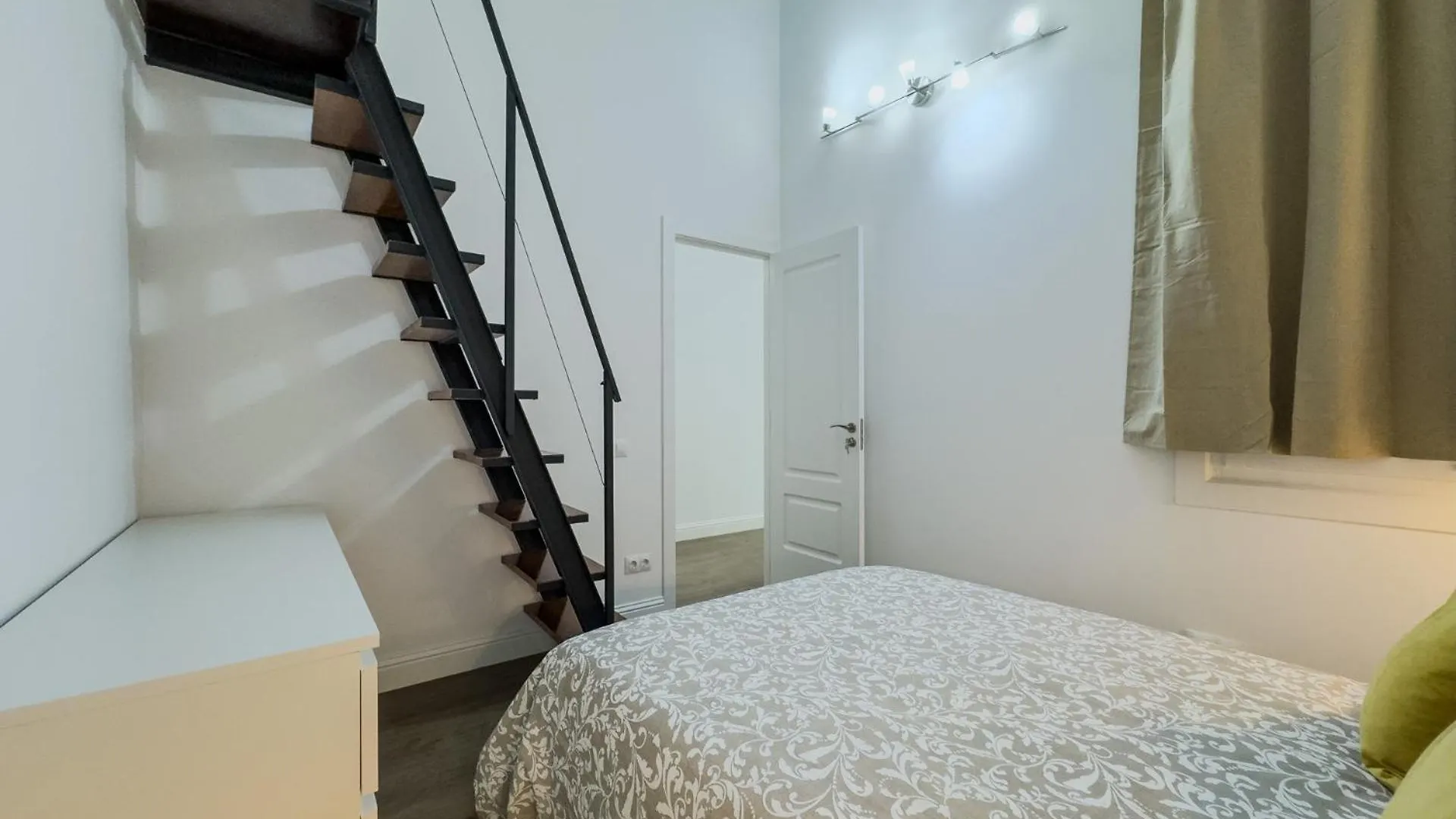 Precioso Apartamento En Rambla Cataluna 35 Barcelona 0*,