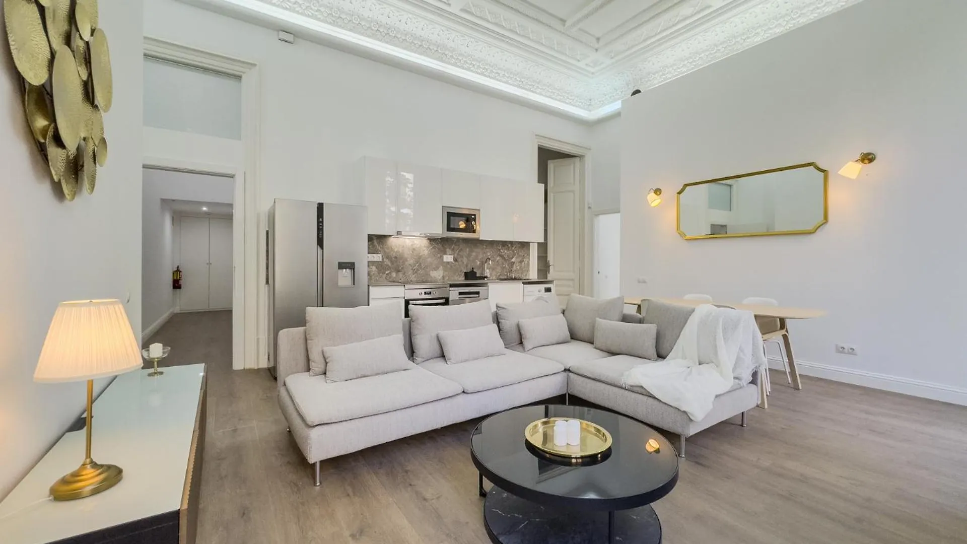 Precioso Apartamento En Rambla Cataluna 35 Barcelona